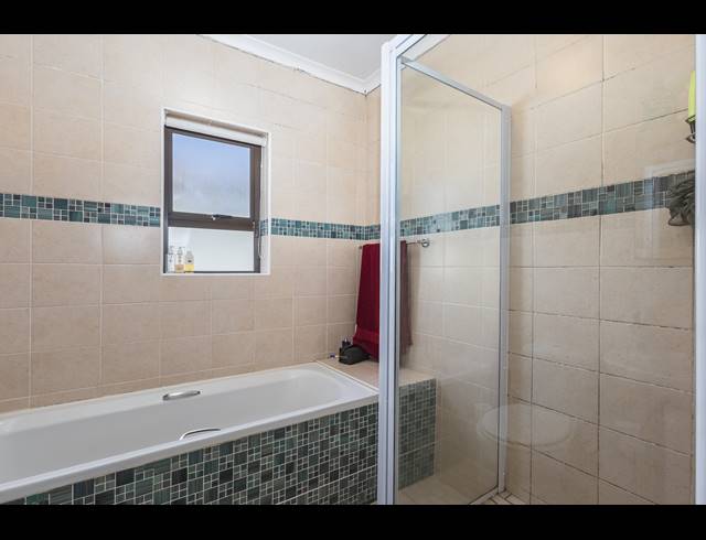 2 BEDROOM TOWNHOUSE FOR SALE IN BRACKENFELL SOUTH
